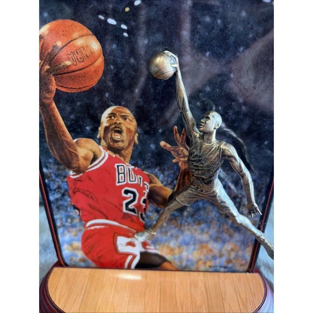 Vintage Upper Deck Michael Jordan American Sports Icon~Sculpted Statue Plate